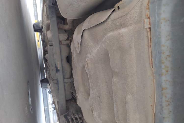 Used Baojun 630 2012 1.5L DVVT manual comfort version Chassis Rear