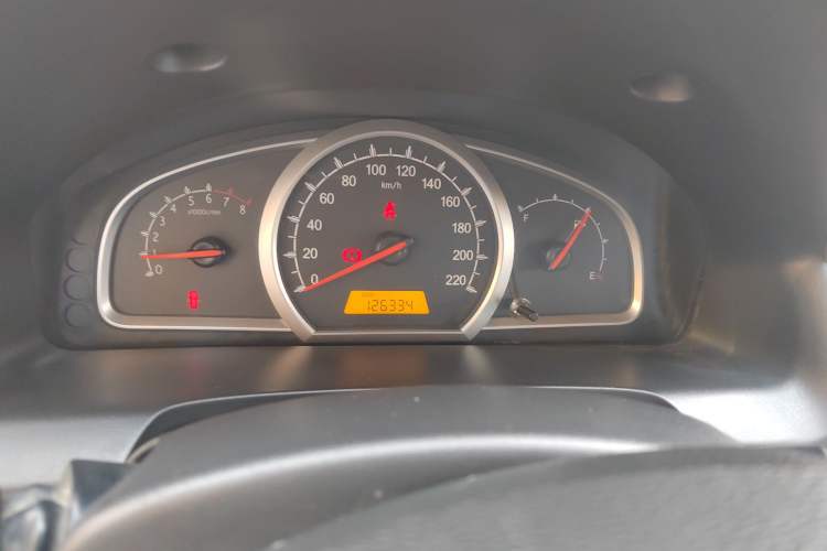 Used Baojun 630 2012 1.5L DVVT manual comfort version Instrument Cluster
