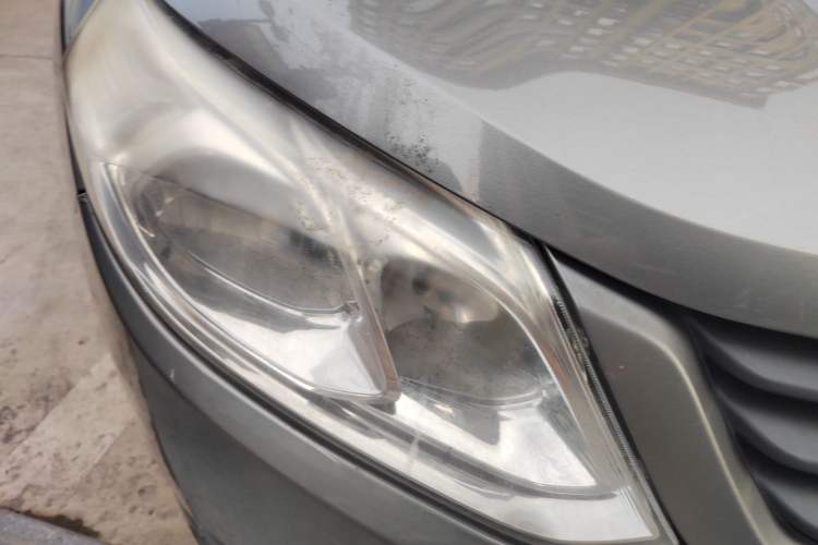 Used Baojun 630 2012 1.5L DVVT manual comfort version Right Front Headlight