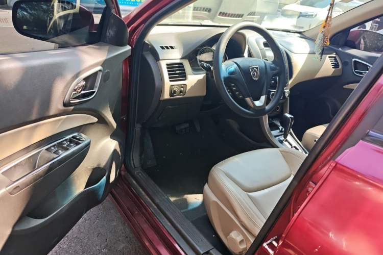 Used Baojun 630 2012 1.5L DVVT Automatic Elite Model Driver Seat