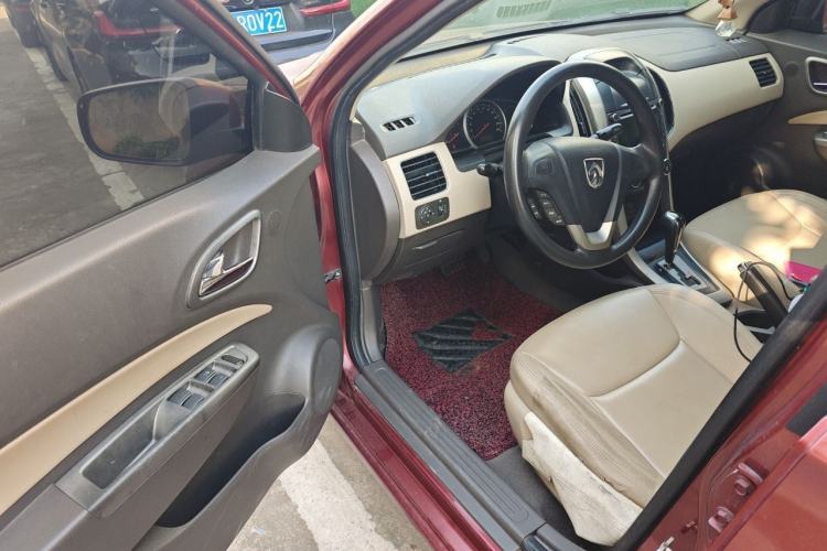 Used Baojun 630 2012 1.5L DVVT Automatic Elite Model Driver Seat