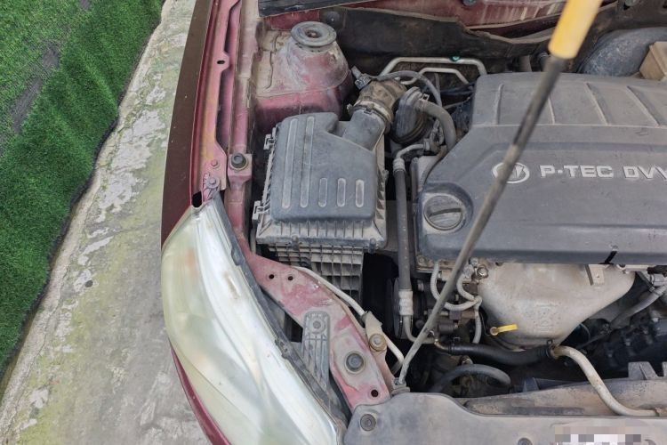 Used Baojun 630 2012 1.5L DVVT Automatic Elite Model Engine Bay Right