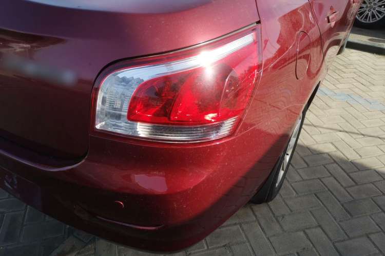 Used Baojun 630 2012 1.5L DVVT manual comfort version Right Rear Taillight