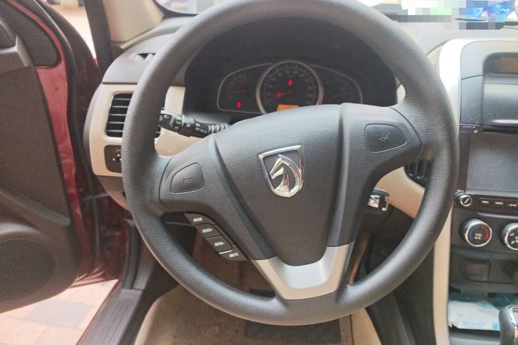 Used Baojun 630 2012 1.5L DVVT Automatic Elite Model Steering Wheel