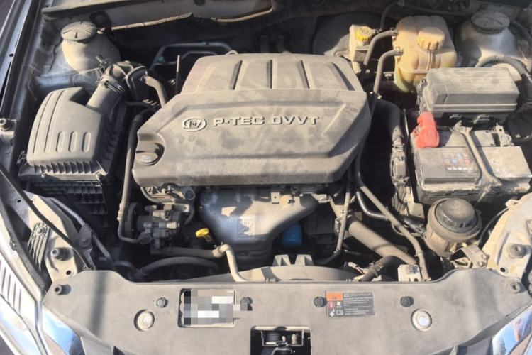 Used Baojun 630 2012 1.5L DVVT automatic comfort version Engine Bay