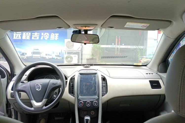 Used Baojun 630 2012 1.5L DVVT Automatic Elite Model Headliner