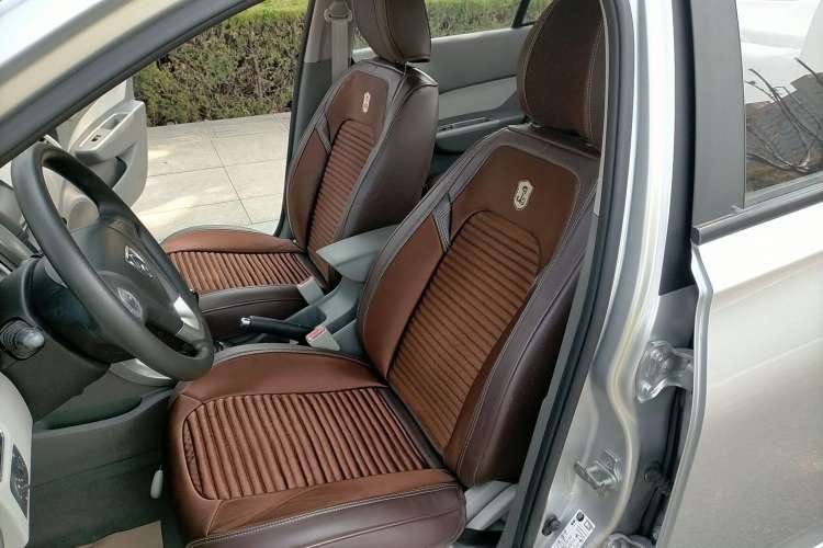 Used Baojun 630 2012 1.5L DVVT manual comfort version Left Front Seat
