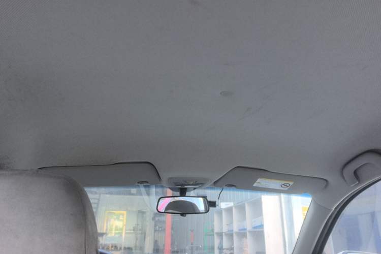 Used Baojun 630 2012 1.5L DVVT automatic comfort version Headliner