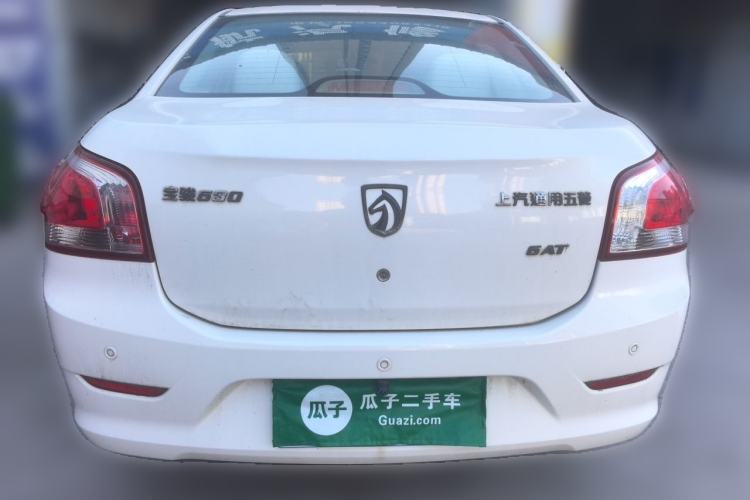 Used Baojun 630 2012 1.5L DVVT automatic comfort version Rear