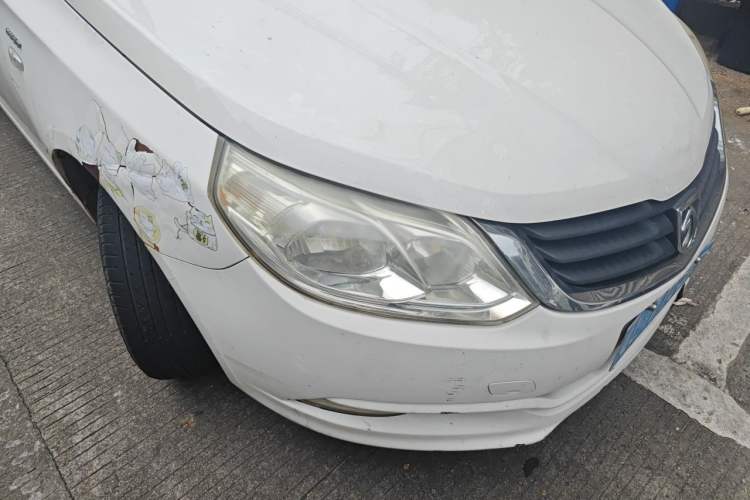 Used Baojun 630 2012 1.5L DVVT manual comfort version Right Front Headlight