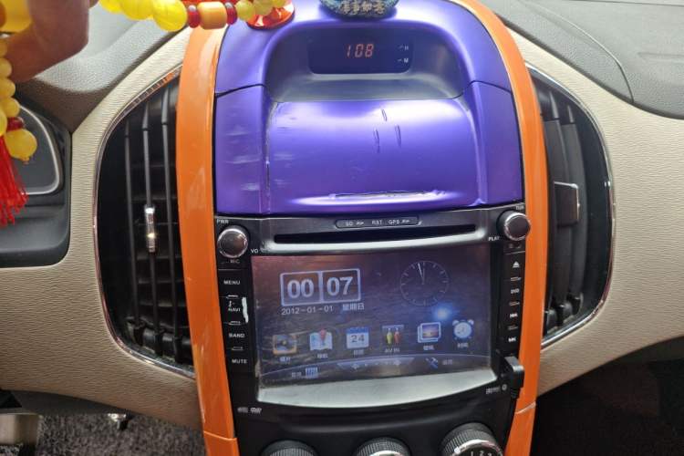 Used Baojun 630 2013 1.5L manual standard version Audio And AC Panel