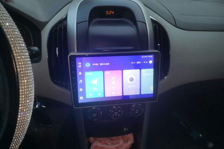 Used Baojun 630 2013 1.5L manual standard version Audio And AC Panel