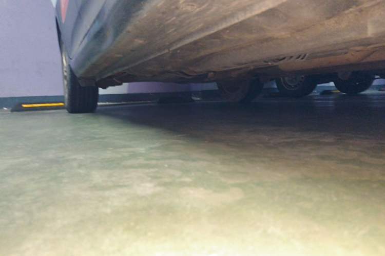 Used Baojun 630 2013 1.5L manual Elite version Chassis Front Right