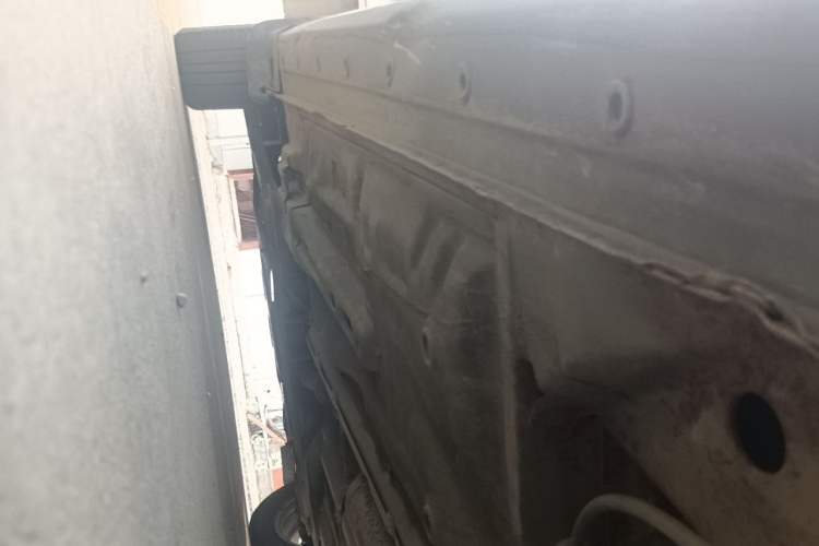 Used Baojun 630 2013 1.5L manual standard version Chassis Rear Left