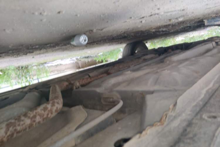 Used Baojun 630 2013 1.5L manual standard version Chassis Rear Left