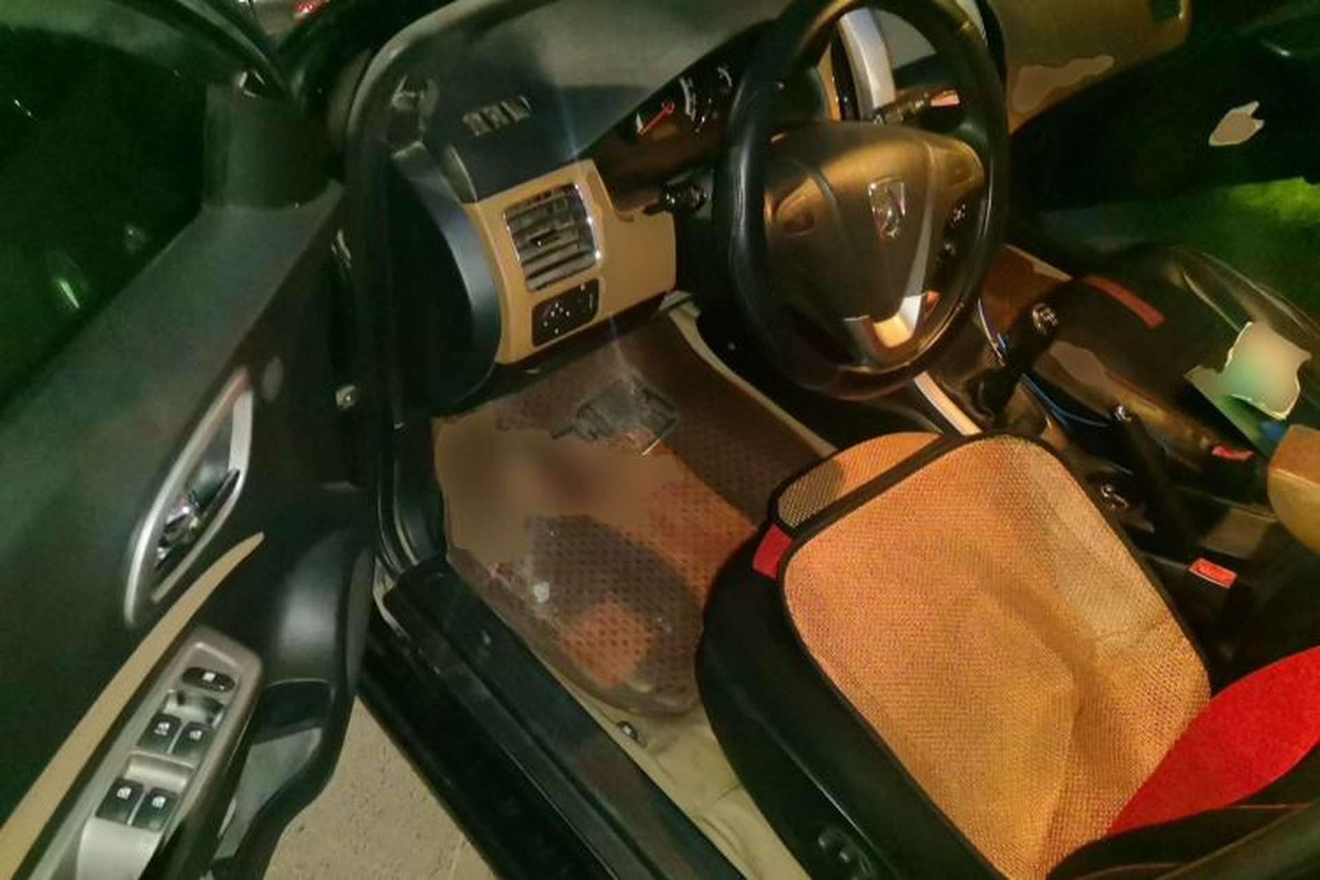Used Baojun 630 2013 1.5L manual Comfort trim Driver Seat