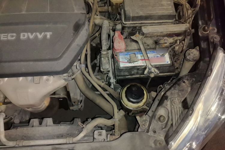 Used Baojun 630 2013 1.5L manual Comfort trim Engine Bay Left