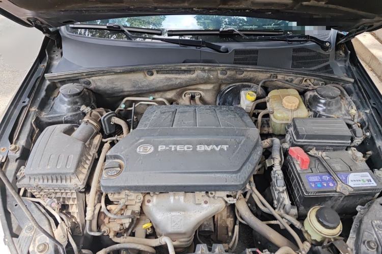 Used Baojun 630 2013 1.5L manual standard version Engine Bay