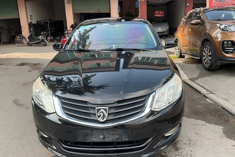Used Baojun 630 2013 1.5L manual Comfort trim Exterior 1