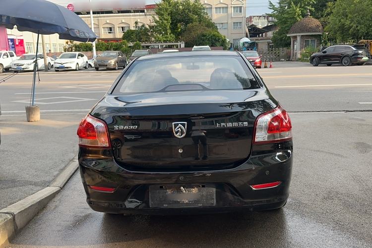 Used Baojun 630 2013 1.5L manual Comfort trim Exterior 4