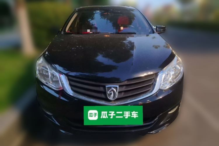 Used Baojun 630 2013 1.5L manual Comfort trim Front