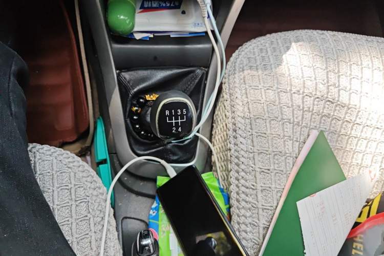 Used Baojun 630 2013 1.5L manual standard version Gear Lever
