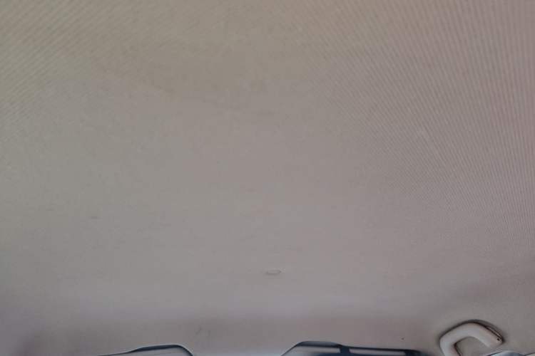 Used Baojun 630 2013 1.5L manual standard version Headliner