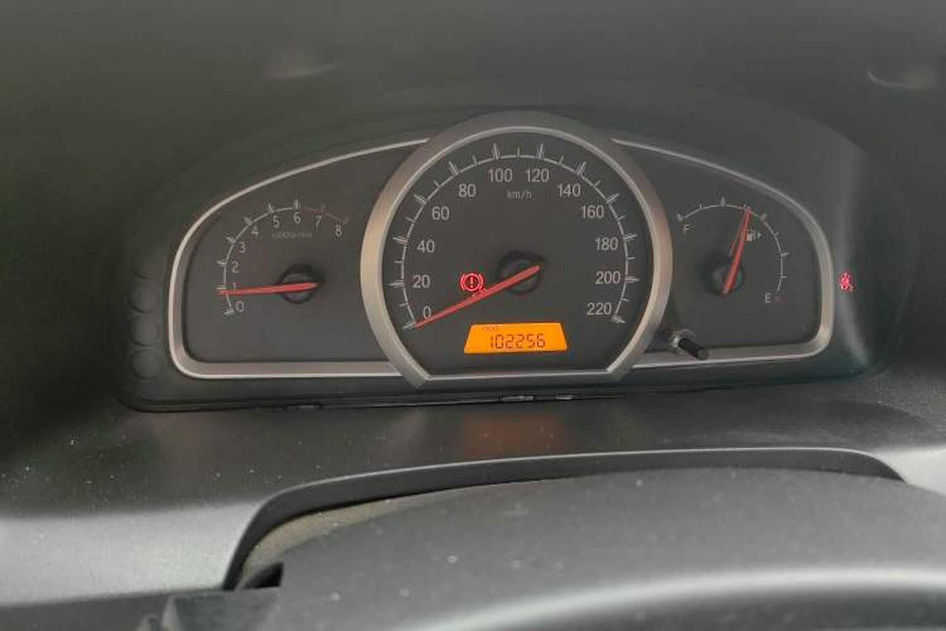 Used Baojun 630 2013 1.5L manual standard version Instrument Cluster