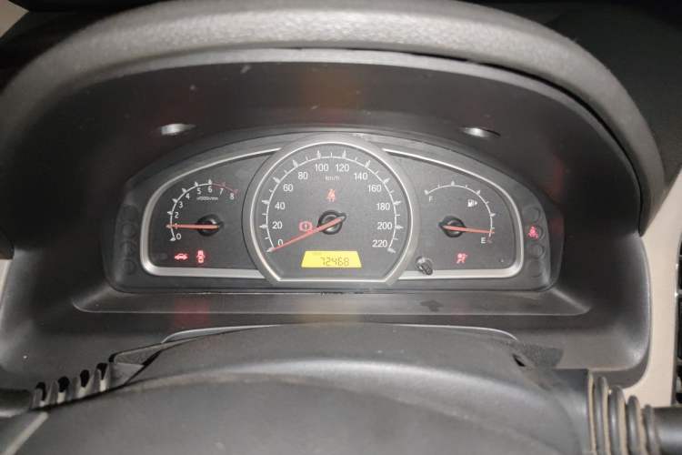 Used Baojun 630 2013 1.5L manual standard version Instrument Cluster