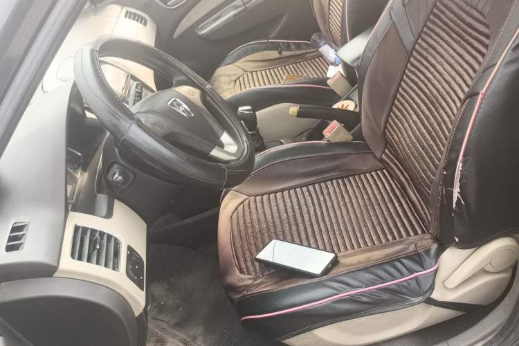 Used Baojun 630 2013 1.5L manual standard version Left Front Seat