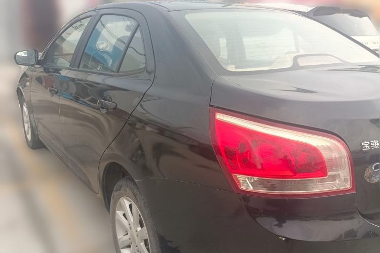 Used Baojun 630 2013 1.5L manual standard version Rear Left 45 Deg