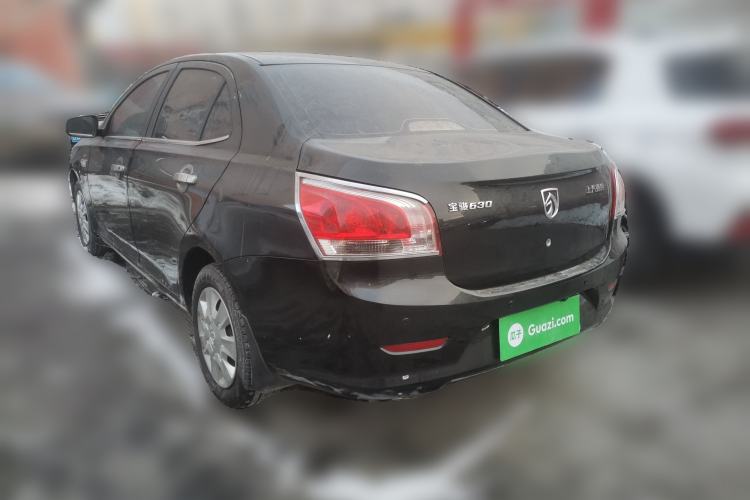 Used Baojun 630 2013 1.5L manual standard version Rear Left 45 Deg