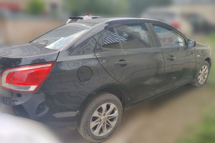 Used Baojun 630 2013 1.5L manual standard version Rear Right 45 Deg