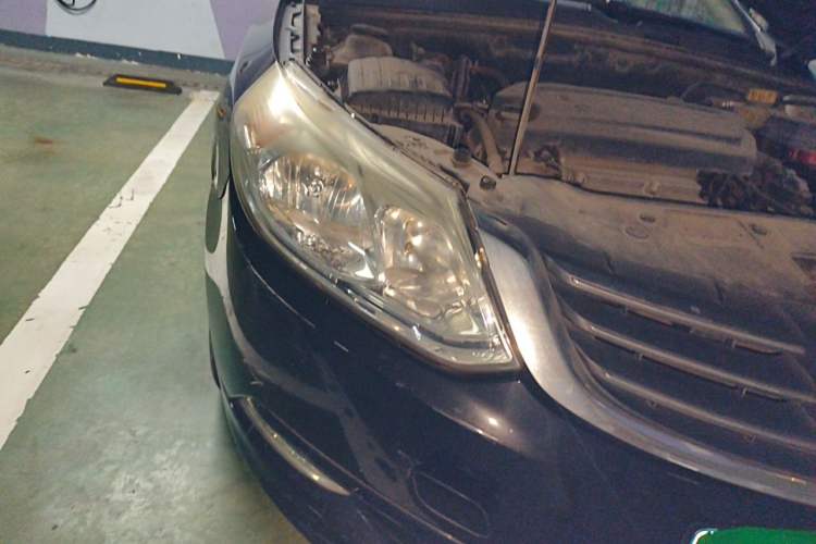 Used Baojun 630 2013 1.5L manual Elite version Right Front Headlight