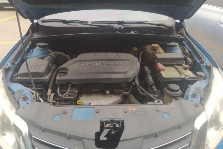 Used Baojun 630 2013 1.5L manual Comfort trim Engine Bay
