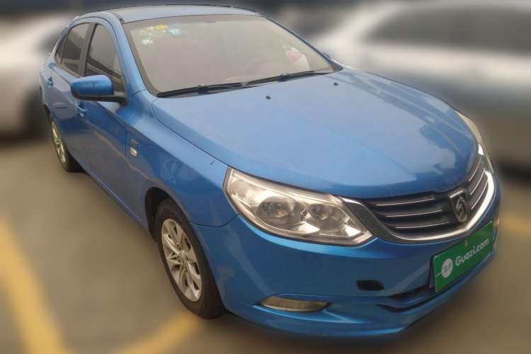 Used Baojun 630 2013 1.5L manual Comfort trim Front Right 45 Deg