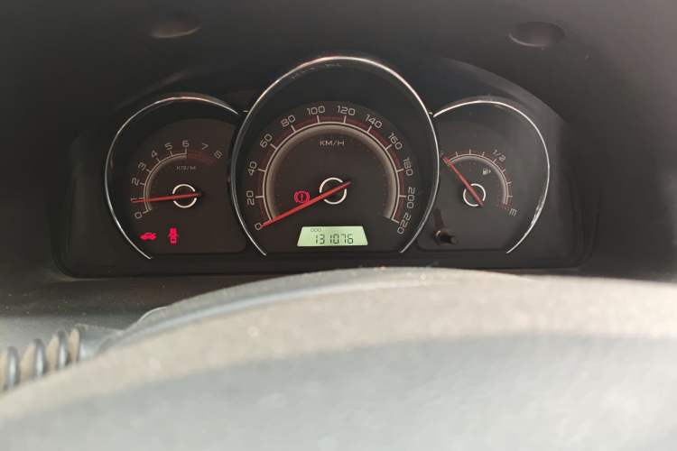 Used Baojun 630 2013 1.5L manual Comfort trim Instrument Cluster