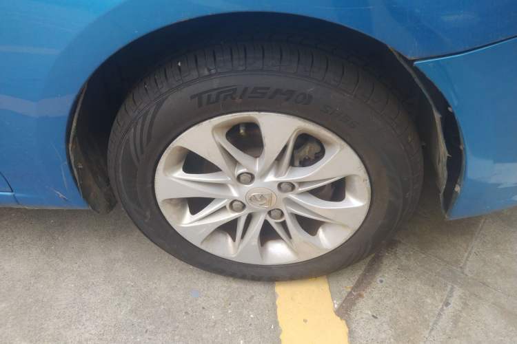 Used Baojun 630 2013 1.5L manual Comfort trim Right Front Wheel Hub