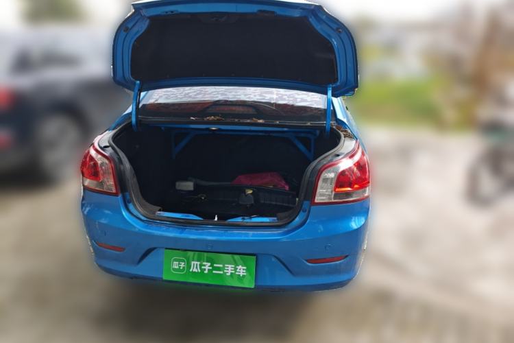 Used Baojun 630 2013 1.5L manual Comfort trim Trunk