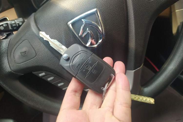 Used Baojun 630 2013 1.5L automatic comfort version Vehicle Key