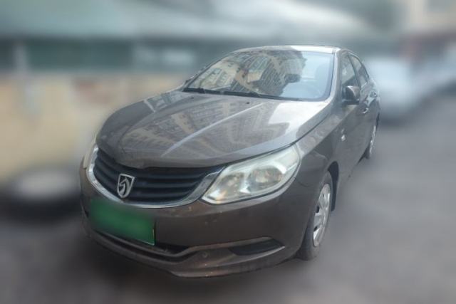 Used Baojun 630 2013 1.5L manual standard version