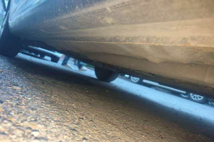 Used Baojun 630 2013 1.5L manual standard version Chassis Front Right