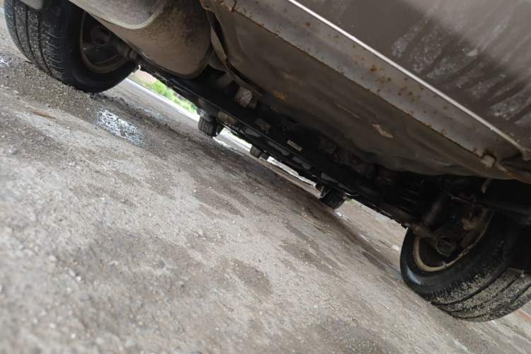 Used Baojun 630 2013 1.5L manual Elite version Chassis Rear