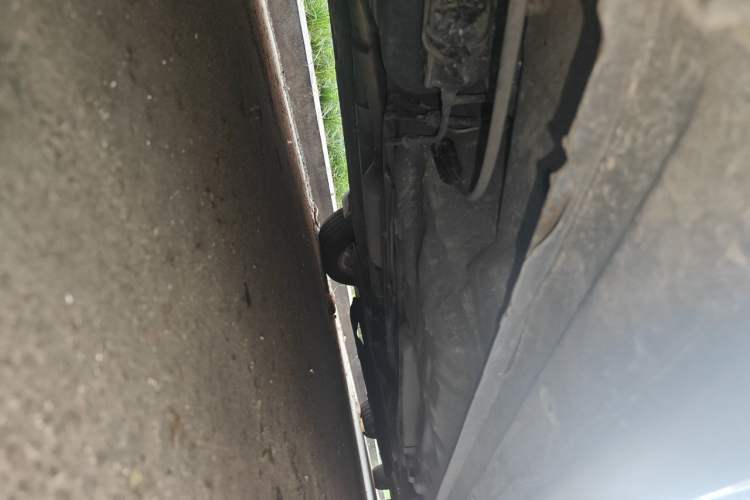 Used Baojun 630 2013 1.5L manual Comfort trim Chassis Rear Right