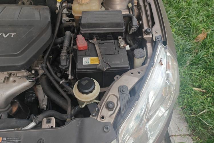Used Baojun 630 2013 1.5L manual Comfort trim Engine Bay Left