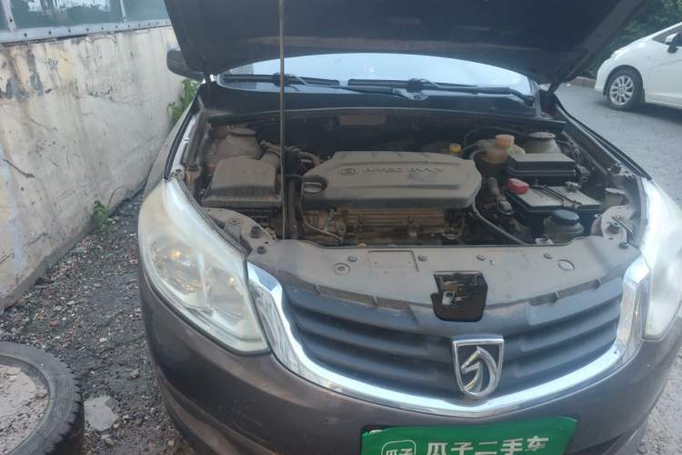 Used Baojun 630 2013 1.5L manual standard version Engine Bay Right