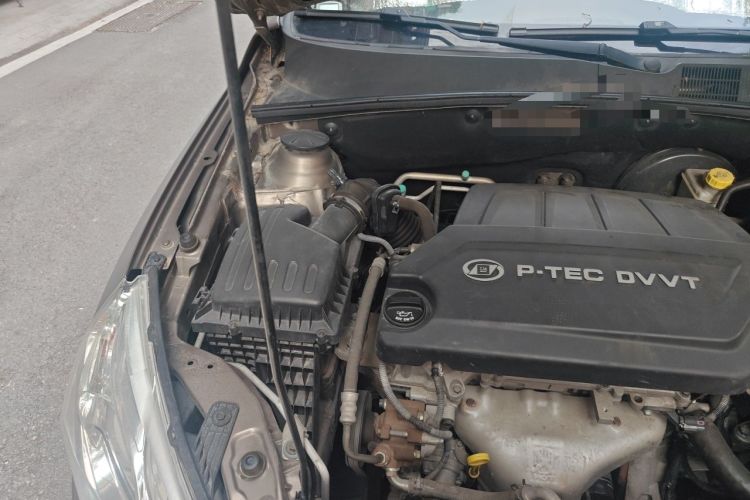 Used Baojun 630 2013 1.5L manual Comfort trim Engine Bay Right