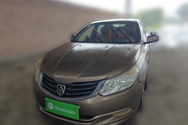 Used Baojun 630 2013 1.5L manual Elite version Front