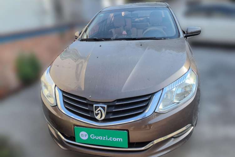 Used Baojun 630 2013 1.5L manual Comfort trim Front