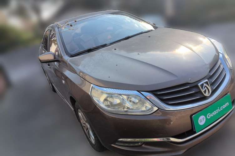 Used Baojun 630 2013 1.5L manual Comfort trim Front Right 45 Deg